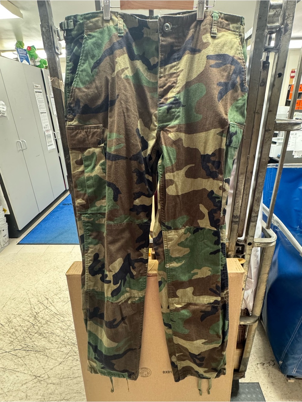Men's Camouflage Cargo Pants - Olive/Brown Camo